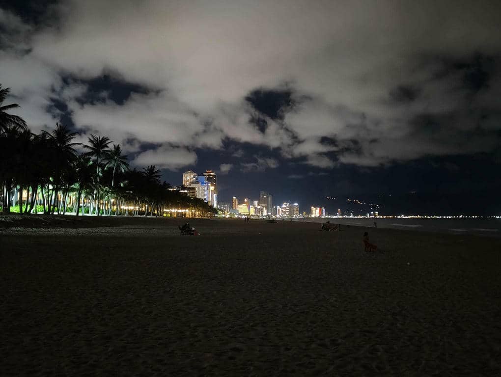 Da Nang Beach 2